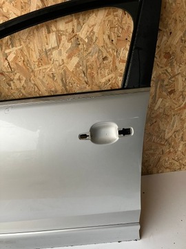 DVEŘE LEVÝ PŘEDNÍ 5008 EZRC