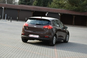 Kia Ceed II Hatchback 5d 1.6 GDI 135KM 2012 Kia Cee'd 1.6 BENZYNA 135KM 2012r. Salon Klima, zdjęcie 5
