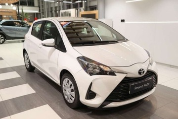 Toyota Yaris III Hatchback 5d Facelifting 2017 1.5 Dual VVT-iE 111KM 2020 Toyota Yaris 1.5 Active 1.5 Benzyna 111KM, zdjęcie 2