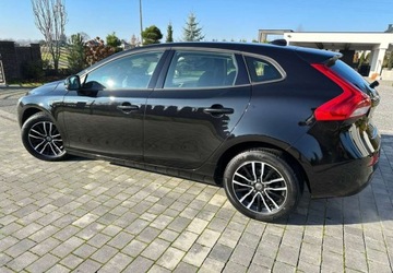 Volvo V40 II Hatchback 2.0 T2 DRIVE-E 122KM 2016 Volvo V40 Volvo V40 T2 Drive-E Summum 2.0 Benzyna 122KM, zdjęcie 11