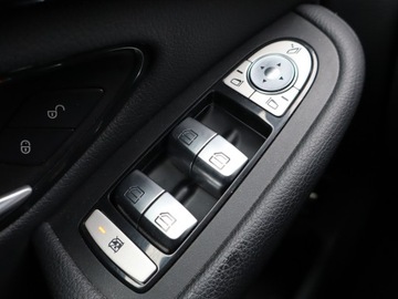 Mercedes GLC C253 SUV Facelifting 2.0 200d 163KM 2022 Mercedes GLC GLC 200 d 4MATIC, Salon Polska, zdjęcie 19