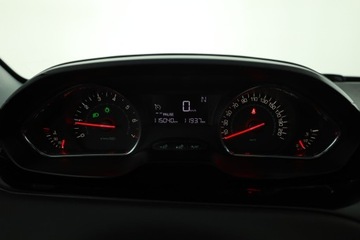 Peugeot 208 I Hatchback 3d 1.2 e-VTi 82KM 2014 Peugeot 208 1.2 PureTech, Salon Polska, zdjęcie 7