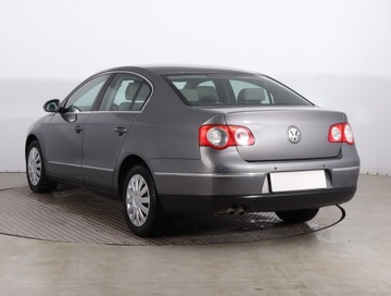 Volkswagen Passat B6 2005 VW Passat 2.0 TDI, Klima, Klimatronic, Tempomat, zdjęcie 3