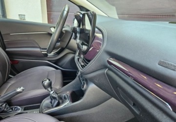 Ford Fiesta VIII Hatchback 3d 1.0 EcoBoost 100KM 2019 Ford Fiesta VIGNALE,Benzyna, Zarejestrowany w PL Niski przebieg Benzyna, zdjęcie 36