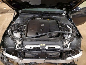 Mercedes Klasa C W206 2023 Mercedes-Benz Klasa C 2023 C300 4MATIC 2.0 Benzyna 228KM, zdjęcie 10