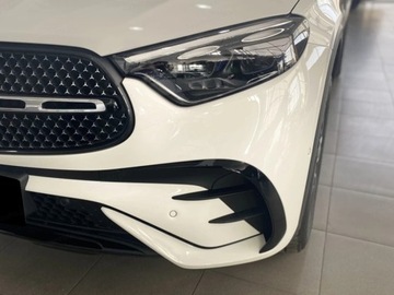 Mercedes GLC C254/X254 Coupe 2.0 220d 197KM 2025 MERCEDES-BENZ GLC 220 d 4-Matic AMG Line 2.0 (197KM) 2025, zdjęcie 2