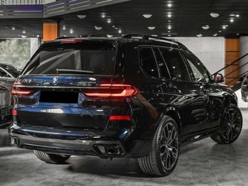 BMW X7 SUV Facelifting 3.0 40d 352KM 2025 xDrive40d Sport Suv 3.0 (352KM) 2025, zdjęcie 4