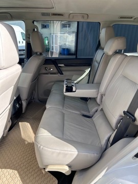 Mitsubishi Pajero IV 2010 Mitsubishi Pajero IV 3.5 190KM 2010 skrzynia SS RockFord 7 osobowy zadbany, zdjęcie 6