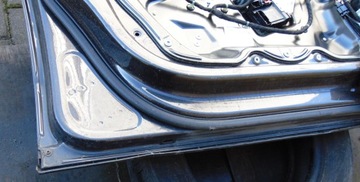 DVEŘE LEVÉ PŘEDNÍ VW PASSAT B6 LC8Z EVROPA