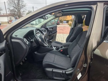 Nissan Qashqai II Crossover 1.2 DIG-T 115KM 2014 Nissan Qashqai Panorama Dach Nawicacja Kamera Cofania 1.2 Benzyna 115KM, zdjęcie 31