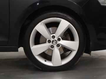 Skoda Rapid II Liftback Facelifting 1.6 TDI CR 115KM 2017 Skoda Rapid Spaceback 1.6 TDI, Salon Polska, zdjęcie 14