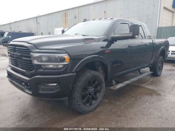  RAM 2500 2021r., Laramie 4X4, od ubezpieczalni 6.4 Benzyna 410KM, zdjęcie 2
