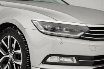 Volkswagen Passat B8 Limousine 2.0 TDI BlueMotion SCR 190KM 2017 Volkswagen Passat Highline 2.0 TDI 190 KM DSG Salon Polska Autotrade, zdjęcie 4
