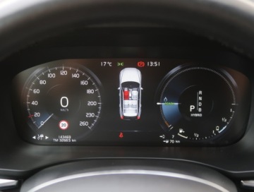 Volvo XC60 II Crossover T8 Twin Engine 407KM 2018 Volvo XC60 T8 Twin Engine, Salon Polska, zdjęcie 10