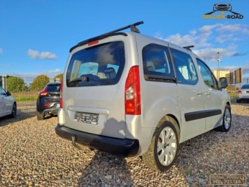Citroen Berlingo I 1.6 HDi 90KM 2010 Citroen Berlingo 1,6 HDI elektryka alu wspomaganie klima oplacony 1.6, zdjęcie 5