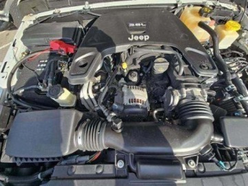 Jeep Gladiator 2020 Jeep Gladiator S Edition Crew Cab Medium Bed 2020 3.6 Benzyna 285KM, zdjęcie 7