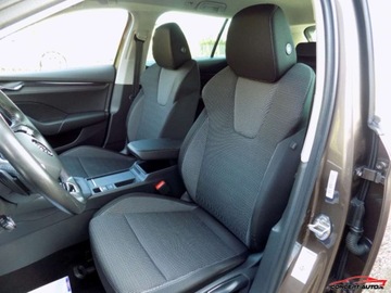 Skoda Octavia III Kombi Facelifting 2.0 TDI 150KM 2020 Skoda Octavia 150KM Led Parkdistance Navi Digital Automat 2.0 Diesel 150KM, zdjęcie 19