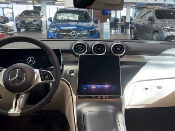 Mercedes GLC C254/X254 Coupe 2.0 200 204KM 2025 MERCEDES-BENZ GLC 200 4-Matic Avantgarde 2.0 (204KM) 2025, zdjęcie 6