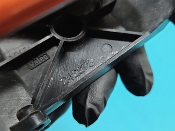 KLIKA PŘEDNÍ LEVÝ VNĚJŠÍ NISSAN NOTE E11 242273