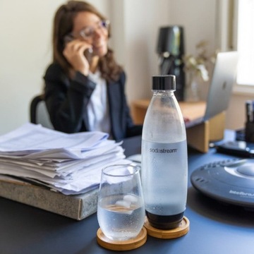 Бутылка с предохранителем Sodastream емкостью 1 литр, черная, для всех карбонизаторов для газировки