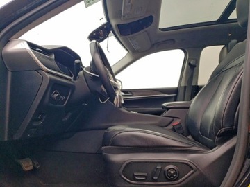 Jeep Grand Cherokee IV 2022 Jeep Grand Cherokee L Limited 2022 3.6L 3.6 Benzyna 293KM, zdjęcie 7