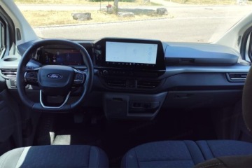Ford Tourneo Custom II  L1 2.5 Plug-in Hybrid  232KM 2026 340 L2H1 Titanium PHEV CVT 2.5 232KM, zdjęcie 4
