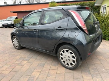 Toyota Aygo II Hatchback 5d 1.0 VVT-i 69KM 2014 Toyota Aygo 1.0 VVti Klima, zdjęcie 4