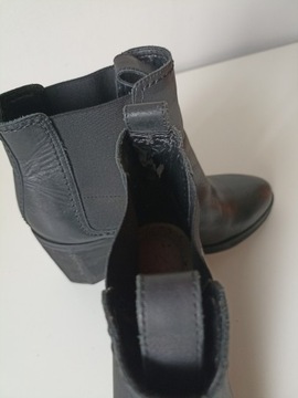 Śliczne obuwie damskie botki Clarks EUR 37,5