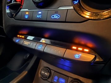 Hyundai i20 II Hatchback 5d 1.0 T-GDI 120KM 2016 Hyundai i20 Hyundai I20 Klimatyzacja Grzana Kierownica Bogata Wersja, zdjęcie 28