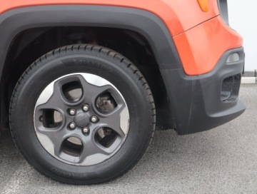 Jeep Renegade SUV 1.6 MultiJet 120KM 2017 Jeep Renegade 1.6 MultiJet, Salon Polska, Navi, zdjęcie 14