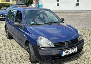 Renault Clio II Hatchback 1.5 dCi 65KM 2004 Renault Clio 1.5 diesel 2004 1.5 Diesel 65KM, zdjęcie 2