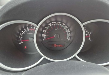 Kia Venga Mikrovan 1.4 DOHC CVVT 90KM 2013 Kia Venga Kia Venga ROK 2013 1.4 Benzyna 90KM, zdjęcie 17