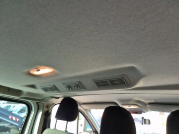 Renault Trafic III Furgon 1.6 Energy dCi 125KM 2017 Renault Trafic Brygadowka 9-osob przedluzany Klima 139tys km. Super Stan, zdjęcie 10