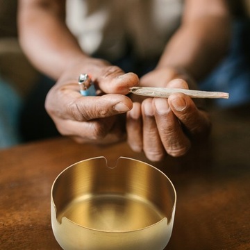 Ze Stali Nierdzewnej Popielniczki Uchwyt Popiół: 2