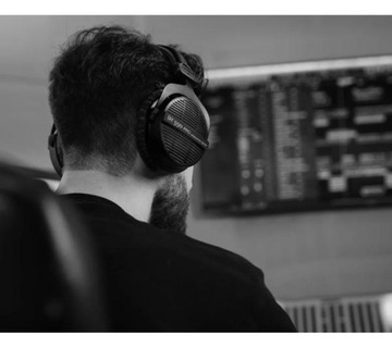 Студийные наушники Beyerdynamic DT 990 PRO Black Edition, 250 Ом