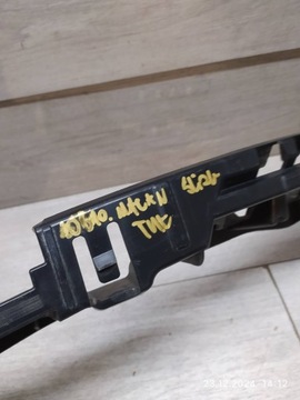 10610. MACAN VÝZTUHA NÁRAZNÍK ZADNÍ 95B807863A