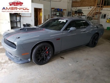 Dodge Challenger III 2023 Dodge Challenger RT Scat Pack 2023 6.4l 6.4 Benzyna 485KM