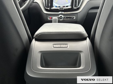 Volvo XC60 II Crossover Facelifting 2.0d B4 197KM 2022 Volvo XC 60 B4 Diesel | Plus Bright | aut | FV23%, zdjęcie 19
