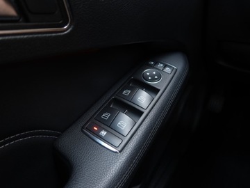 Mercedes Klasa E W212 Kombi Facelifting 200 CDI 136KM 2013 Mercedes E E 200 CDI, Automat, Navi, Klima, zdjęcie 17