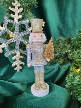 ФИГУРКА ЩЕЛКУНЧИКА