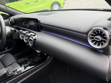 Mercedes Klasa A W177/V177 Hatchback 1.5 180d 116KM 2019 Mercedes A 180 Lift. Full-Led. Automat., zdjęcie 32