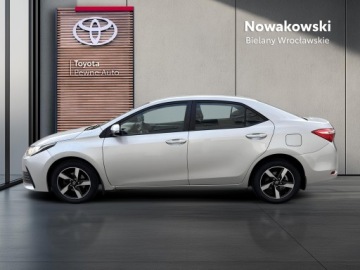 Toyota Corolla XI Sedan 1.4 D-4D 90KM 2016 Toyota Corolla 1.4 D-4D Active Seria E16 (2012-201, zdjęcie 3