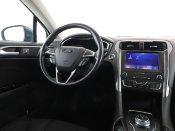 Ford Mondeo V Kombi Facelifting 2.0 EcoBlue 150KM 2020 Ford Mondeo FV23% Titanium automat navi kamera, zdjęcie 15