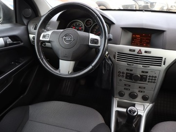 Opel Astra H Sedan 1.6 ECOTEC 115KM 2010 Opel Astra 1.6 16V LPG, Salon Polska, GAZ, Klima, zdjęcie 6