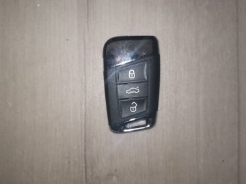 KLUCZYK PILOT SKODA SUPERB 3V0959752N