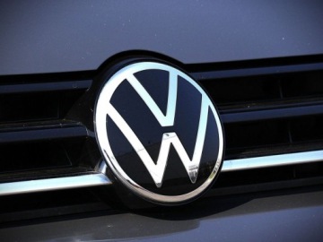 Volkswagen Touran III 1.5 TSI EVO 150KM 2021 Volkswagen Touran 1.5 TSI EVO Comfortline Plus. VAT Marza 1.5 Benzyna, zdjęcie 11