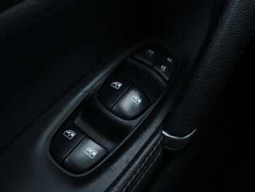 Nissan Qashqai II Crossover Facelifting 1.2 DiG-T 115KM 2018 Nissan Qashqai 1.2 DIG-T, Automat, Skóra, Klima, zdjęcie 14