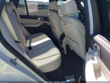BMW X5 G05 2023 BMW X5 Phev XDrive45E 2023 3.0 Hybryda Plug-in 282KM, zdjęcie 13
