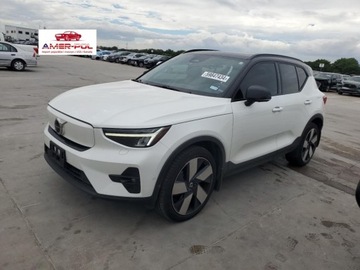 Volvo XC40 2023 Volvo XC 40 Recharge Ultimate, 2023r., 4x4 Elektryczny 402KM