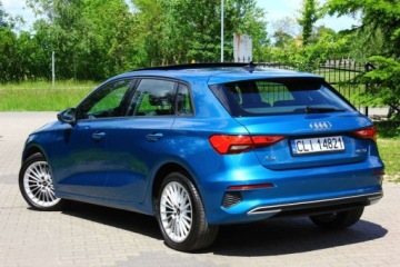 Audi A3 8Y Sportback 2.0 35 TDI 150KM 2021 Audi A3 Sportback Sportback 35TDI S tronic Advanced 150KM Bezwypadkowy Ser, zdjęcie 4
